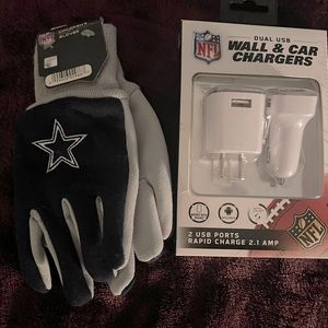 Dallas cowboy’s children’s gloves & wall & car charger